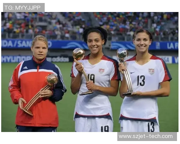 美国女足世界杯之星：勇敢拼搏成就历史传奇