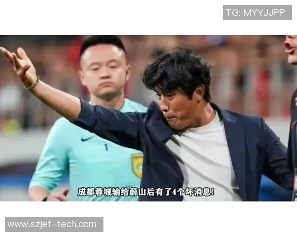 足球巨星喝一小瓶神秘饮品背后隐藏的健康秘密与竞技表现提升效果 足球巨星喝一小瓶神秘饮品背后隐藏的健康秘密与竞技表现提升效果