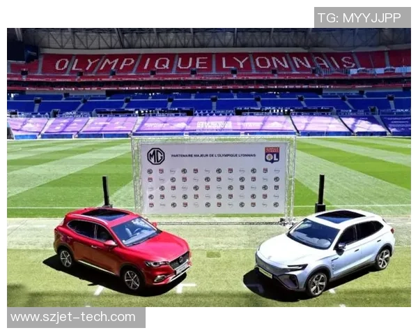 阿迪达斯携手全球足球巨星共筑梦想引领球场新风潮 阿迪达斯携手全球足球巨星共筑梦想引领球场新风潮