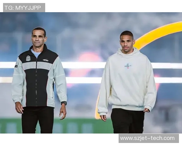 足球明星闪耀赛场,球技与精神并肩展现无尽魅力 足球明星闪耀赛场,球技与精神并肩展现无尽魅力